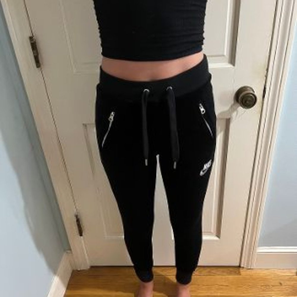 Nike xs black velvet athleisure pants